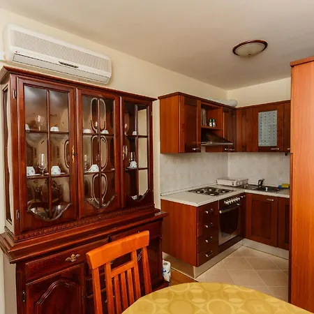Apartments Zenta Apartment