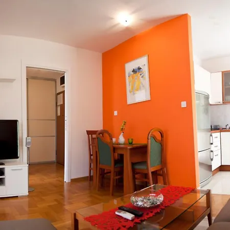 Apartments Zenta