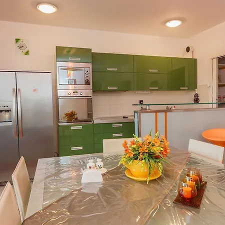 Apartments Zenta Apartment *